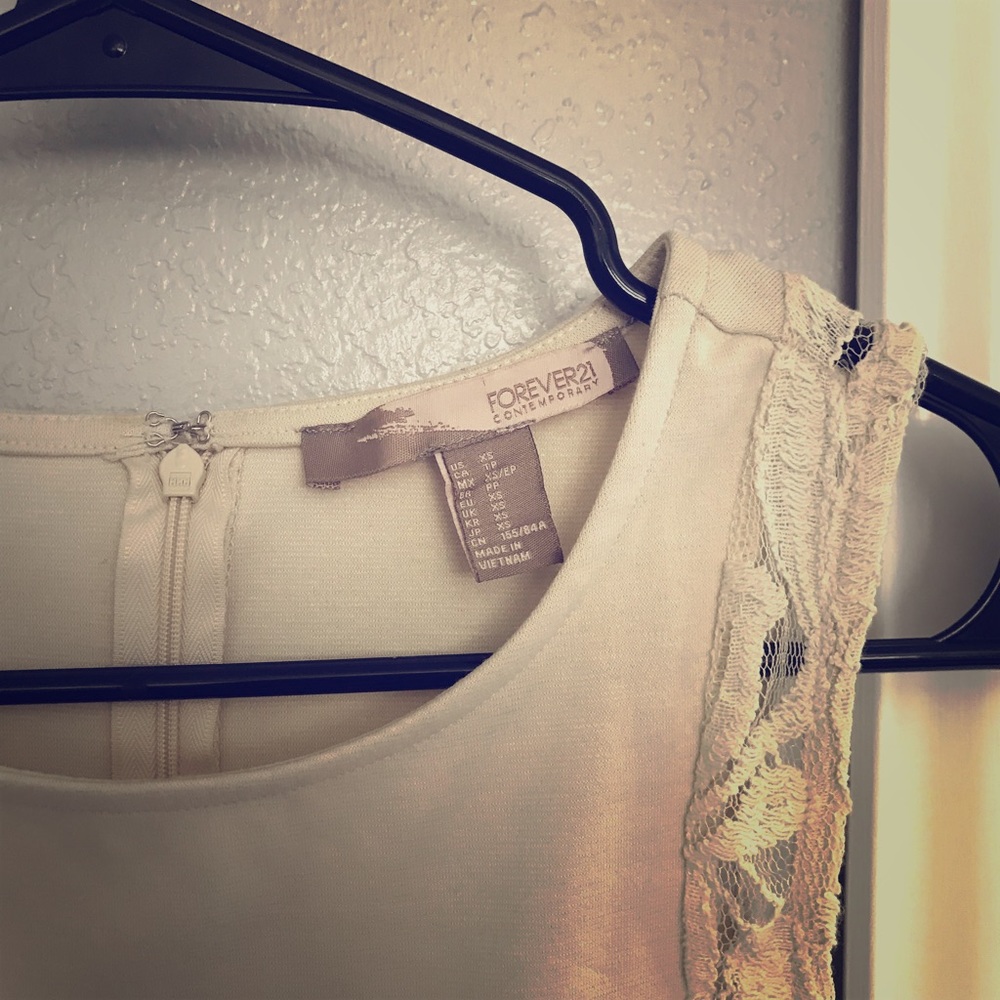 Forever 21 Cream Short-Sleeve Dress